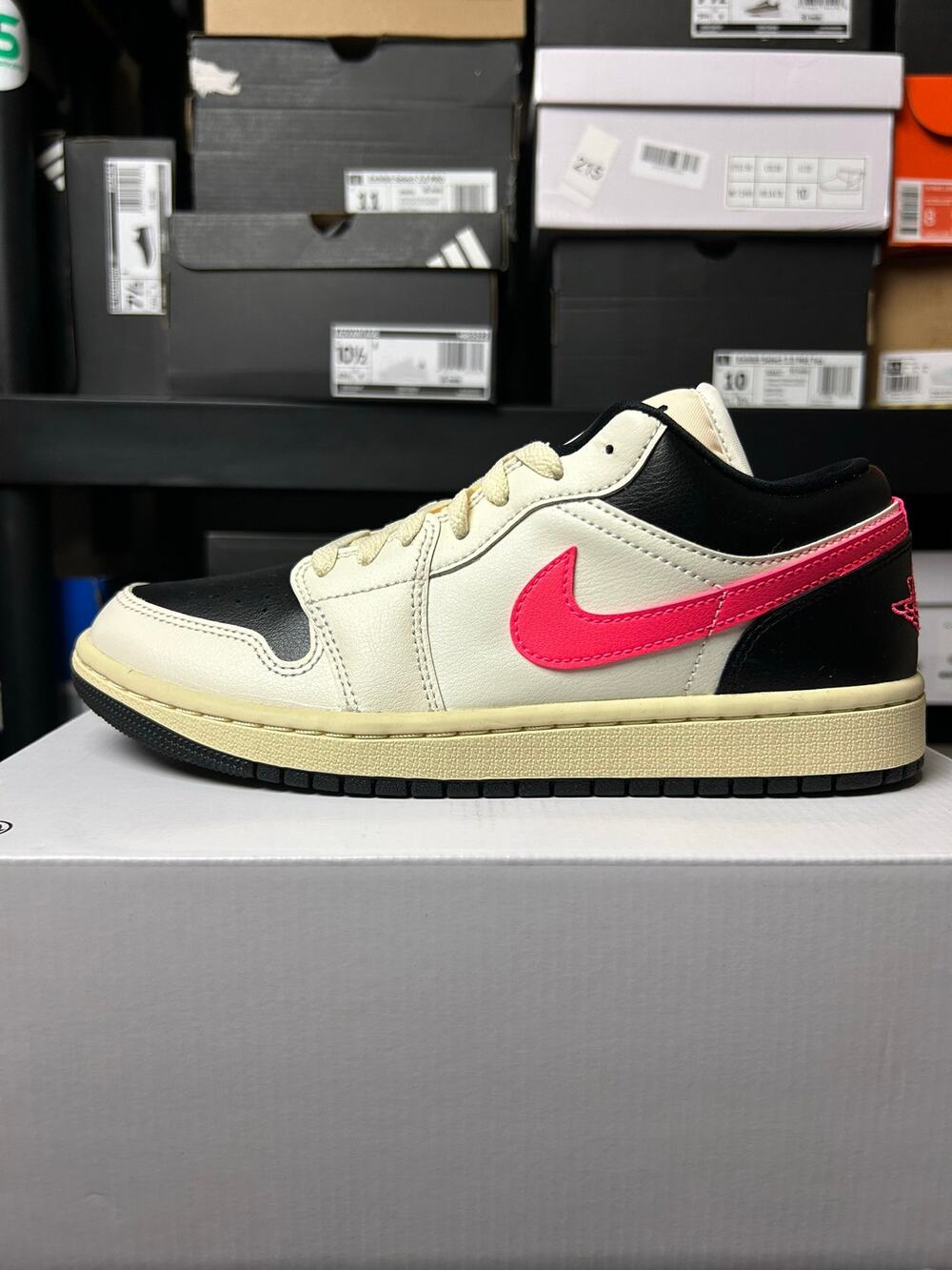 Jordan 1 Low Women’s Ivory Pink / $120 Retail!! / Size 8 / Brand New!!